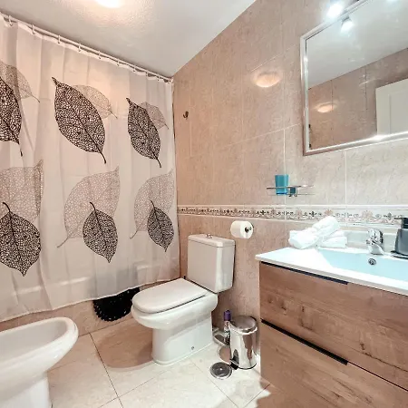 Quiet Sunviet Stay, Pool & Morning Sun Balcony Cs021