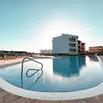 Quiet Sunviet Stay, Pool & Morning Sun Balcony Cs021 * カジャオ・サルバヘ