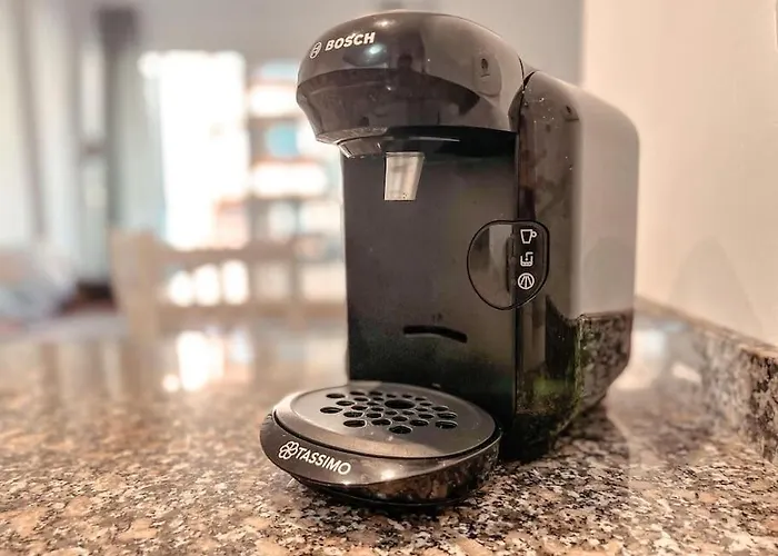 Quiet Sunviet Stay, Pool & Morning Sun Balcony Cs021 *