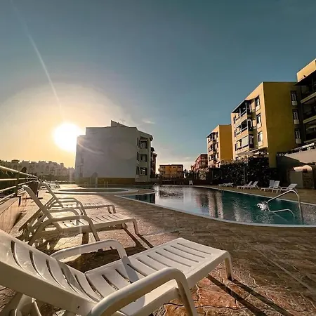 Quiet Sunviet Stay, Pool & Morning Sun Balcony Cs021 * Кальяо-Сальвахе