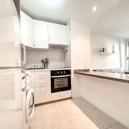 Quiet Sunviet Stay, Pool & Morning Sun Balcony Cs021 *