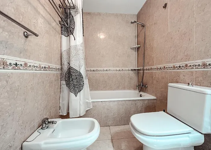 Quiet Sunviet Stay, Pool & Morning Sun Balcony Cs021 *